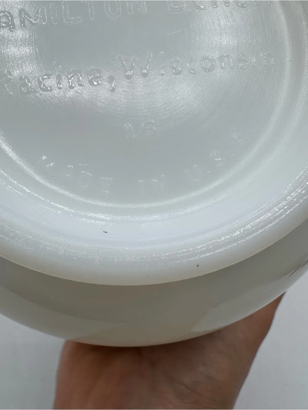 Pyrex vintage white